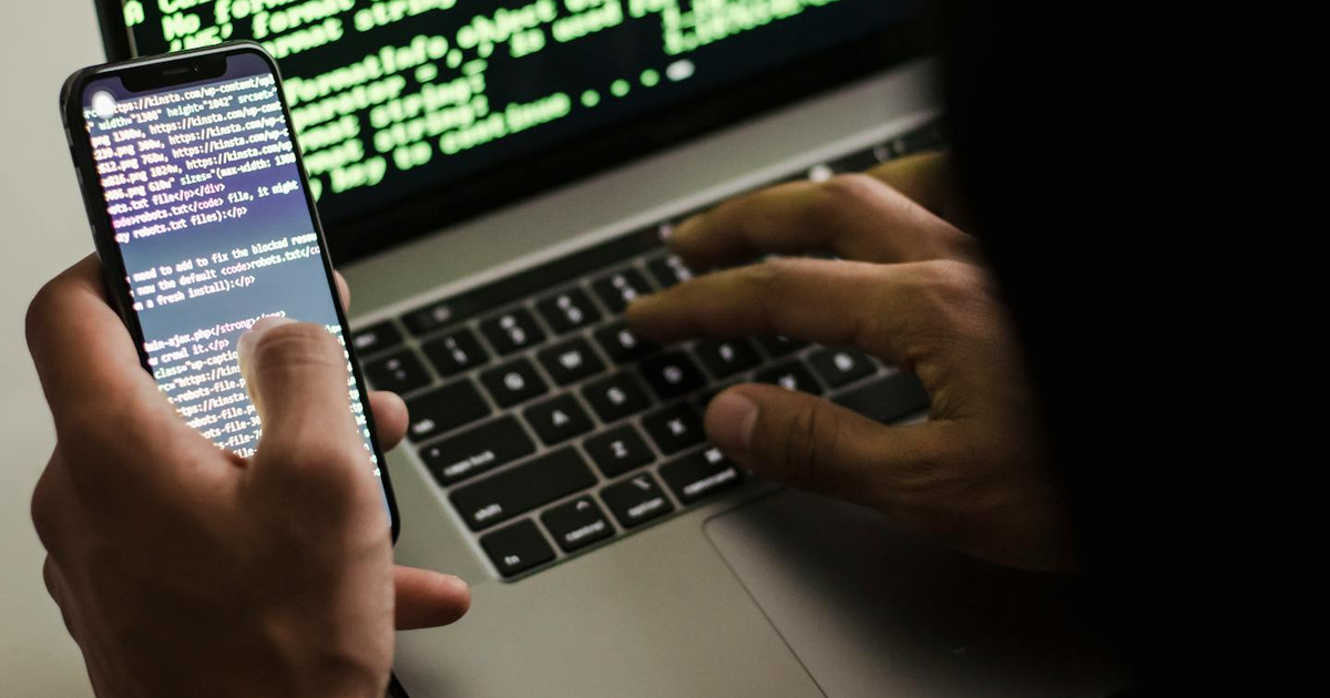 Securing the Digital Workplace: Compliance for Australian Enterprises